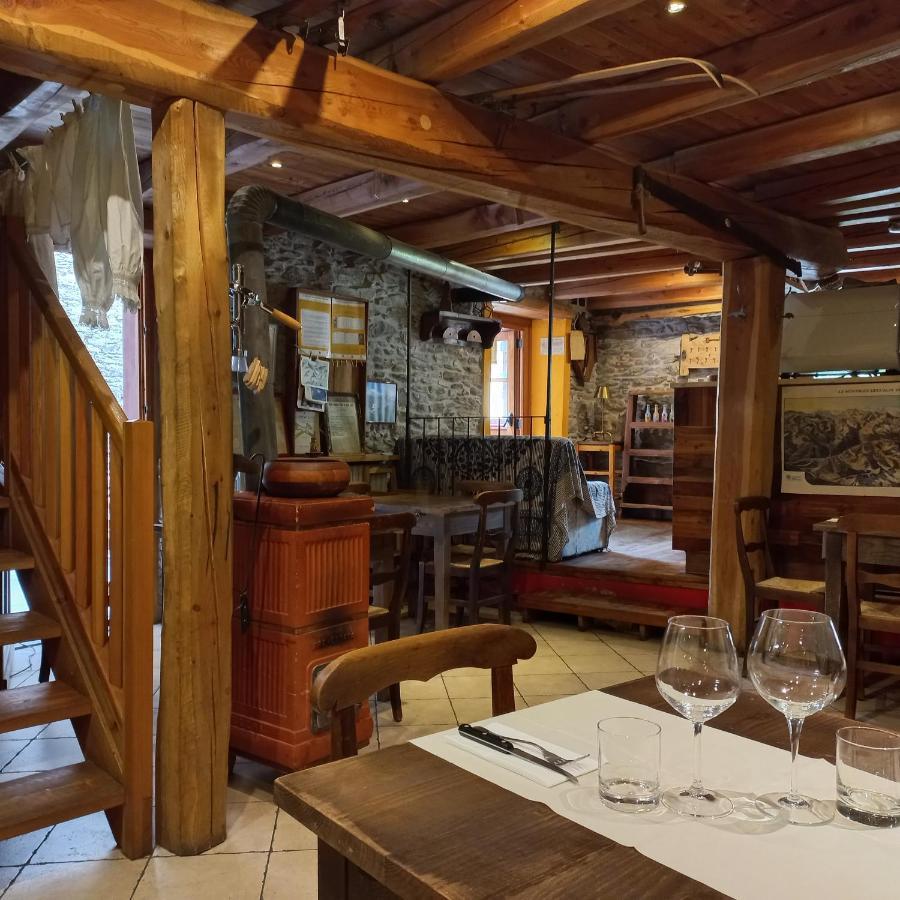 Albergo Diffuso La Marmu Osteria Della Croce Bianca Marmora Exterior foto